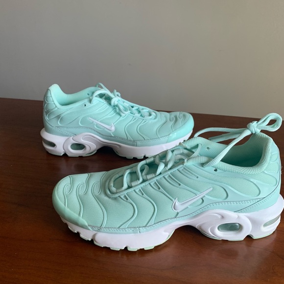 Nike Shoes Nike Air Max Plus Mint Green Running 7y Womens 85 Poshmark